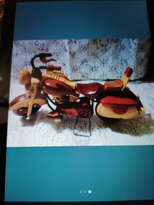 Макет на мотор от дърво