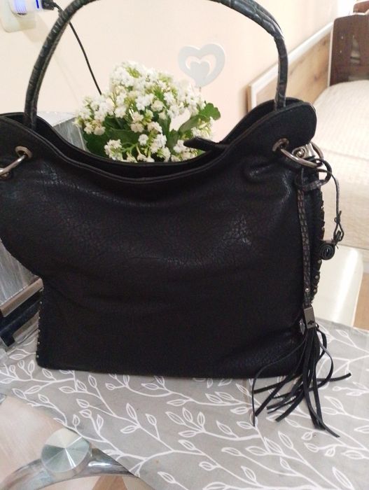 ОБЯВА 10.Кожена раница и дамски чанти.