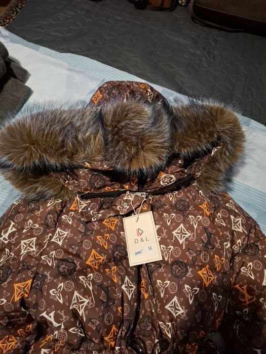 Дамско актуално зимно  яке