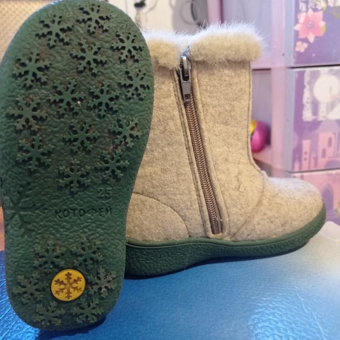 Валеночки зима...