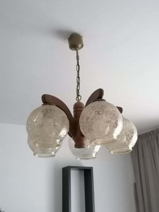 Lustră lemn masiv 5 abajururi