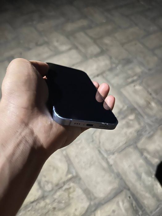 Iphone 14  apple