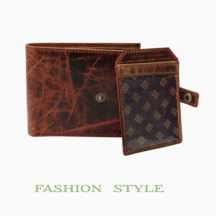 Мъжки портфейл от естествена кожа-кафяв цвят