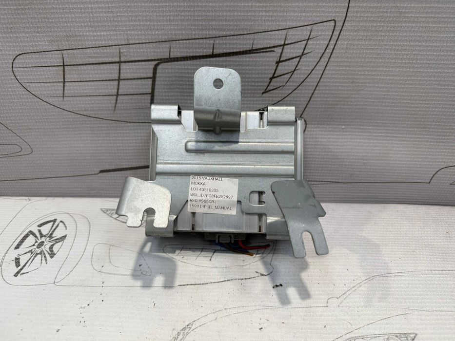Invertor 150W 230V / Modul convertor tensiune Opel Mokka 95907291 2015 / [2012-2016] / (5C3)