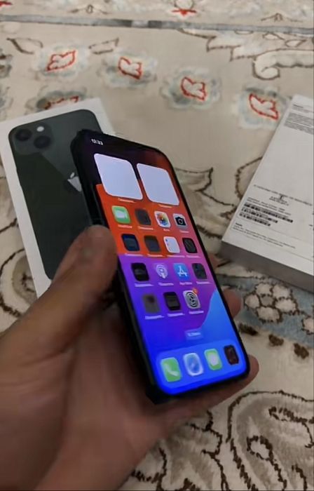 Айфон 13 сатылады