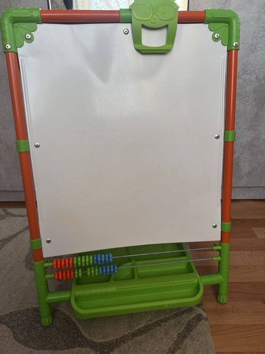 Доска для рисования , мальберт