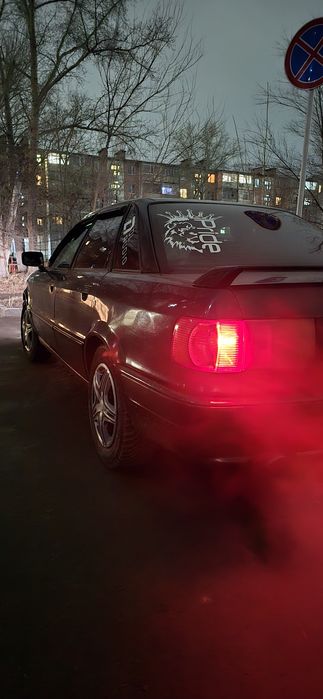 Продам или обмен ауди 80 б4