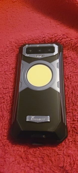 Schimb cu cereale/vând Fossibot f 102 stare foarte bună de funcționar