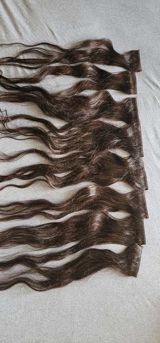 Продам 8 штук с заколками 100% натуральные волосы