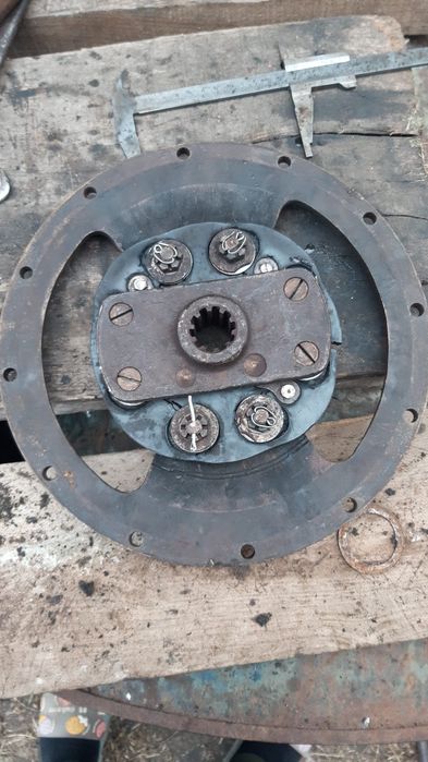 Piese combina deutz fahr M66 și M88