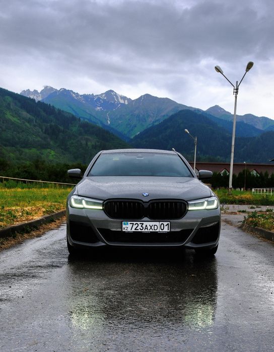 BMW 520i 2022 года