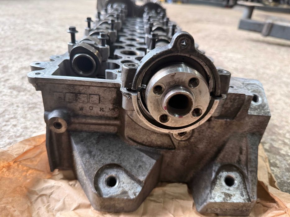 Engine head Volvo XC70 d5 D5244T10 (30777365-013)
