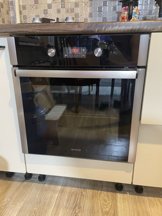 Продам духовой шкаф