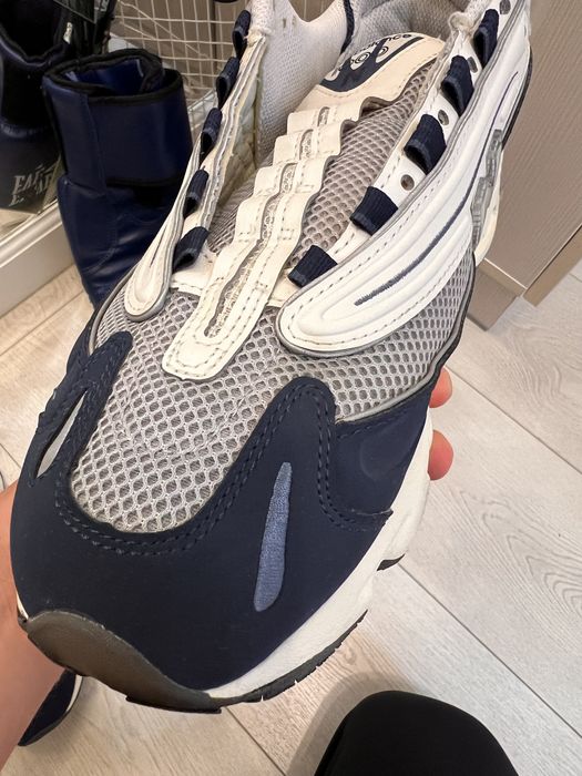 Продам кроссовки New Balance 1000