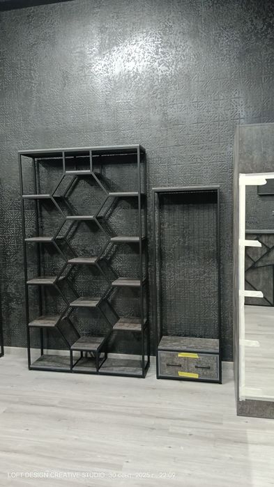 Лофт мебель магазин вешалки полки одежды kiyin dukon uchun jovonlar