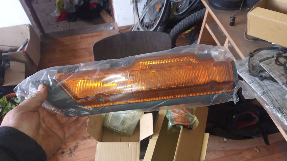 Semnalizare, poziție st Dr Mitsubishi canter