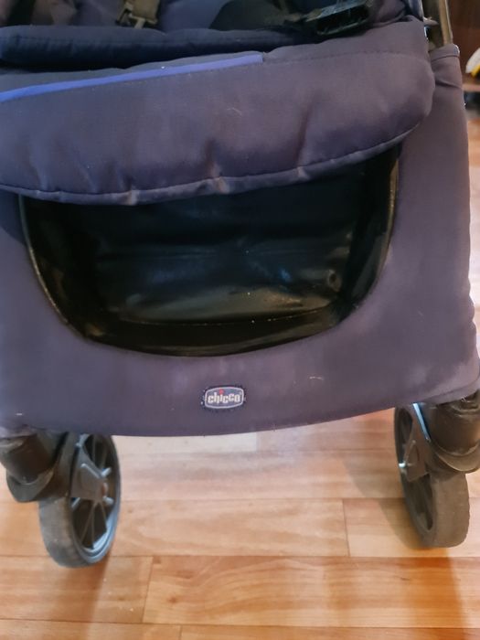 Продам прогулочные коляску