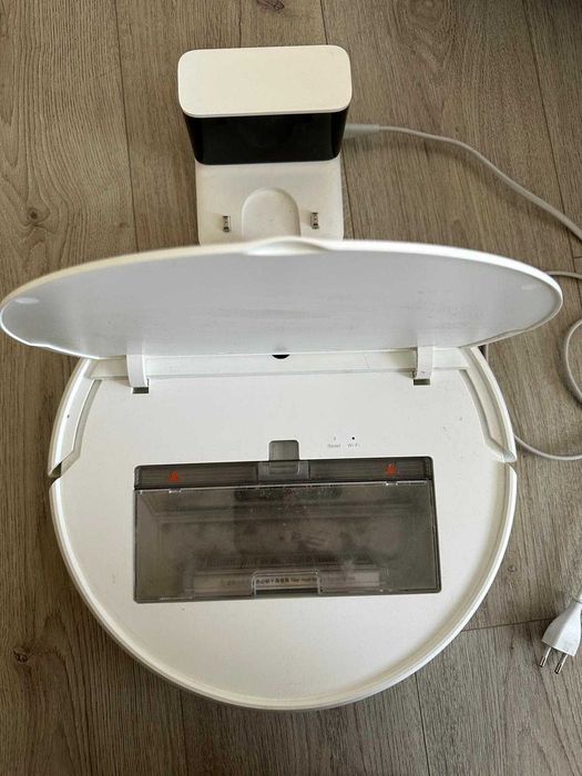 Robot de aspirare Xiaomi Mi Robot Vacuum Mop Cleaner, 40W, 0.6 l, WI-FI