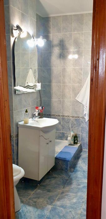 Apartament 3 camere 96 Mp ,Central An 1995