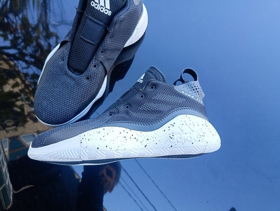 Adidas d rose 773 noi nepurtati