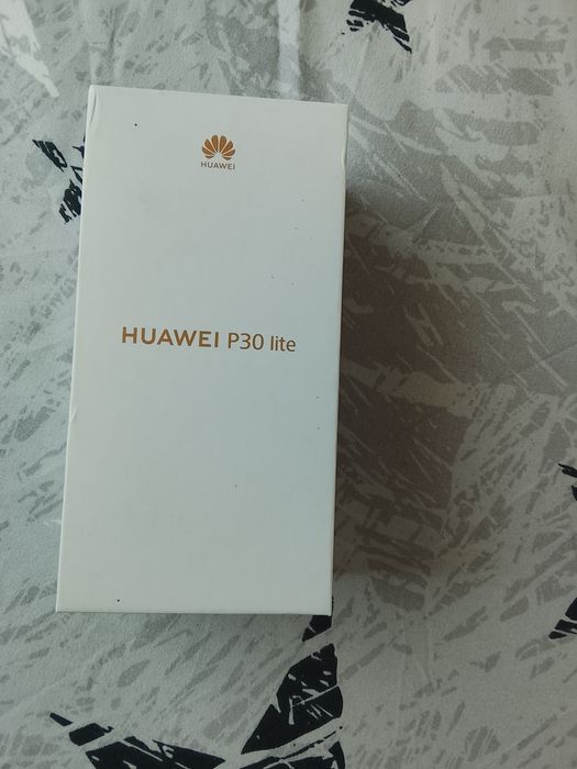 Vând telefon Huawei p 30 lite