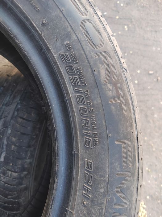 Продам комплект летних шин