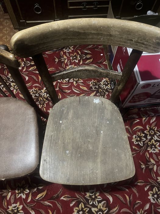 Стуля   2 штуки