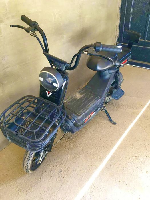 Skuter Srochni Sotiladi