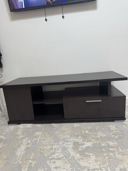 Тумба под телевизор