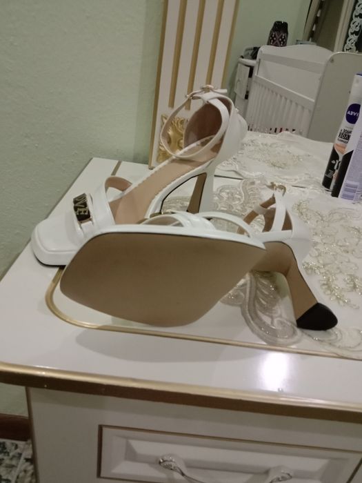 Туфли вечерний  шикарный