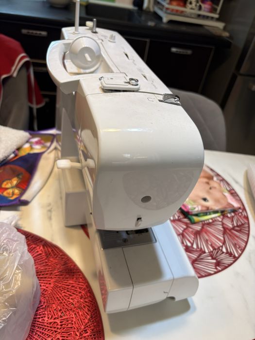 Masina de cusut singer Talent