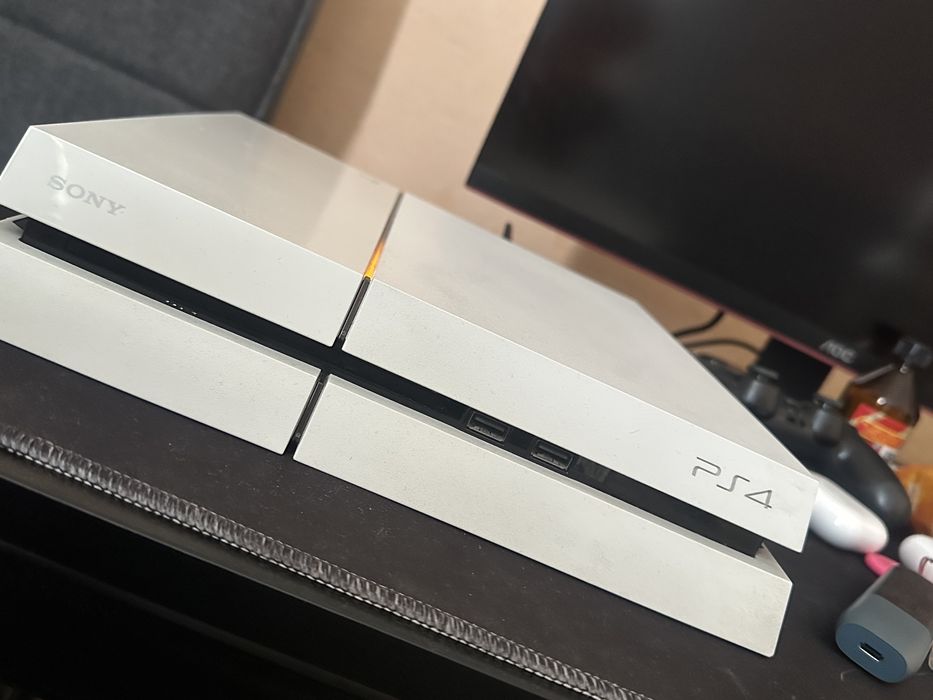 Sony Playstation 4