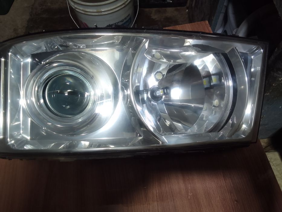 Фары на шакман f3000