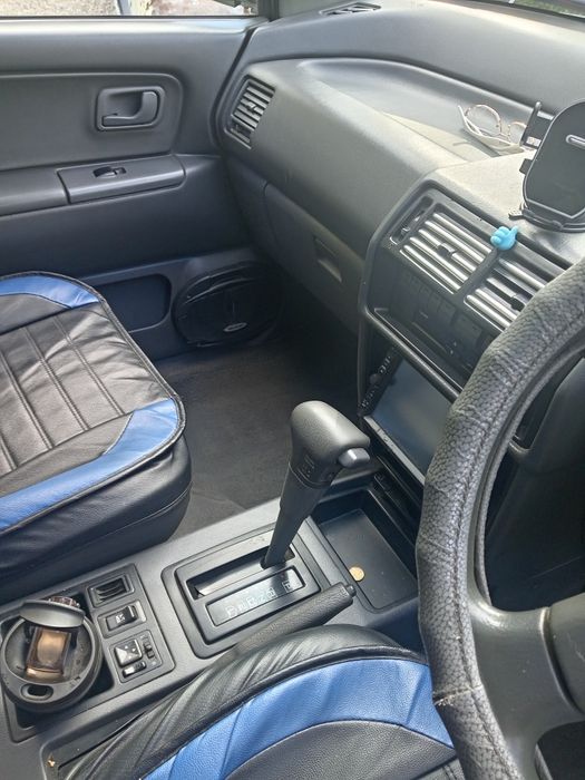 Продам машину Mitsubishi RVR