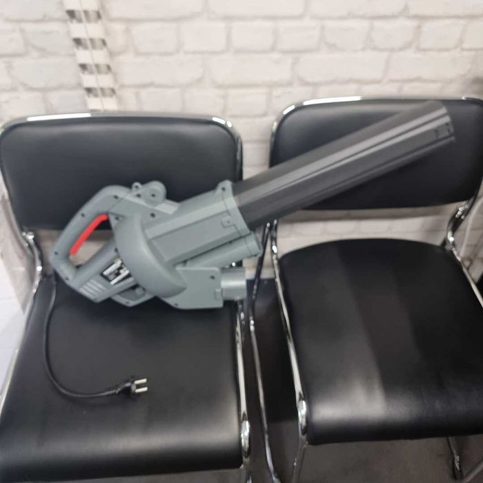 Духалка за листа 2 в 1 Powerplus POWEG9014 / 3300W
