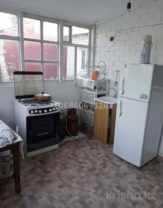 Продам дом на районе Титова