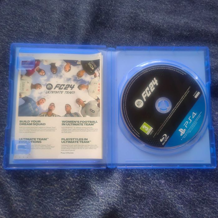 Игри за PS4 - Fifa24 и Call of duty MW