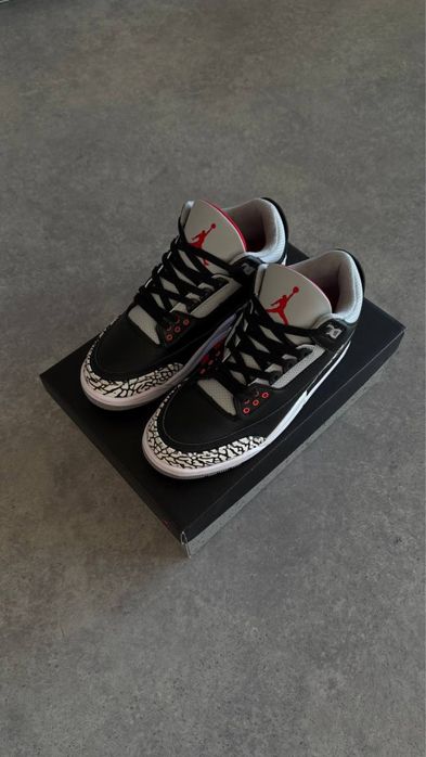 Air Jordan 3 Retro “Cement”