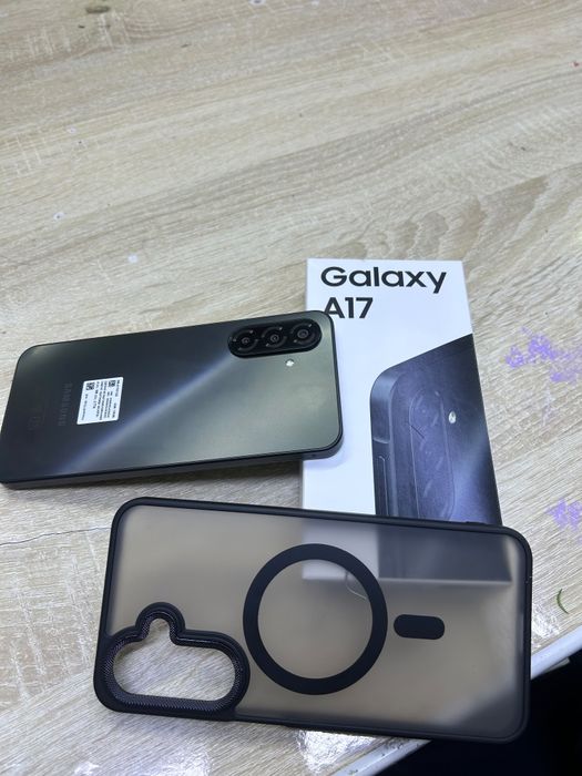 Самсунг galaxy a17