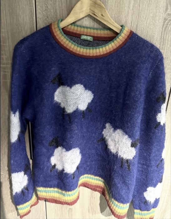 Пуловер Benetton, поло тениска Lacoste Mickey Mouse