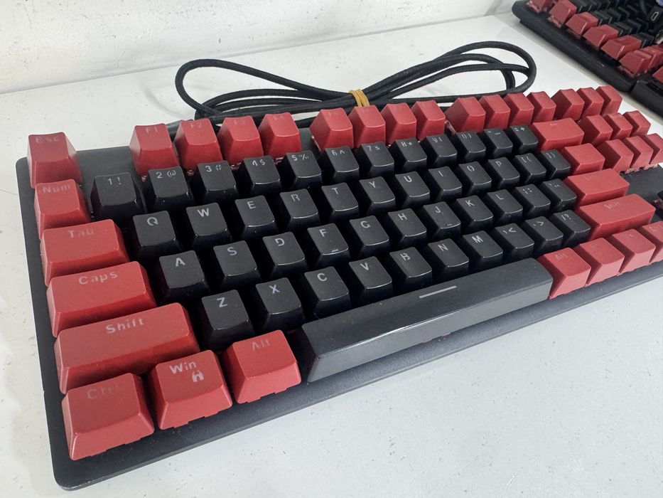 10 клавиатур Hyper X