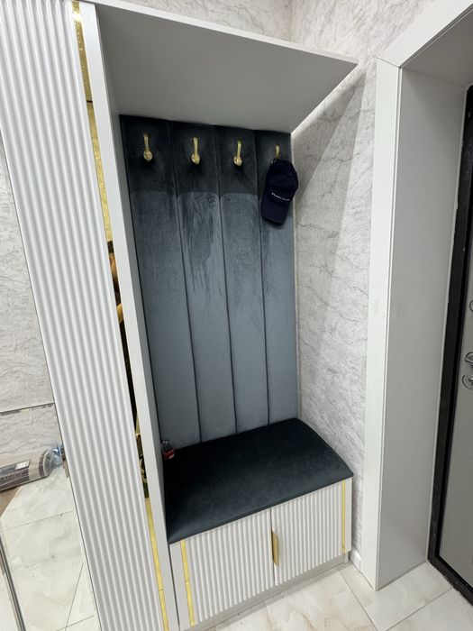 Шкаф для прихожей