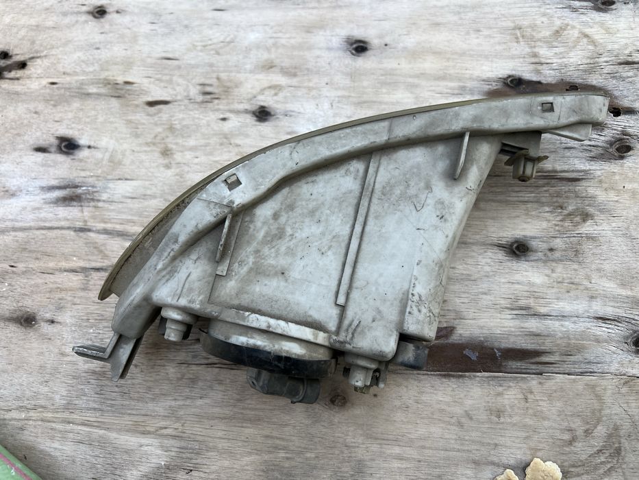 Противотуманка Camry 30-35