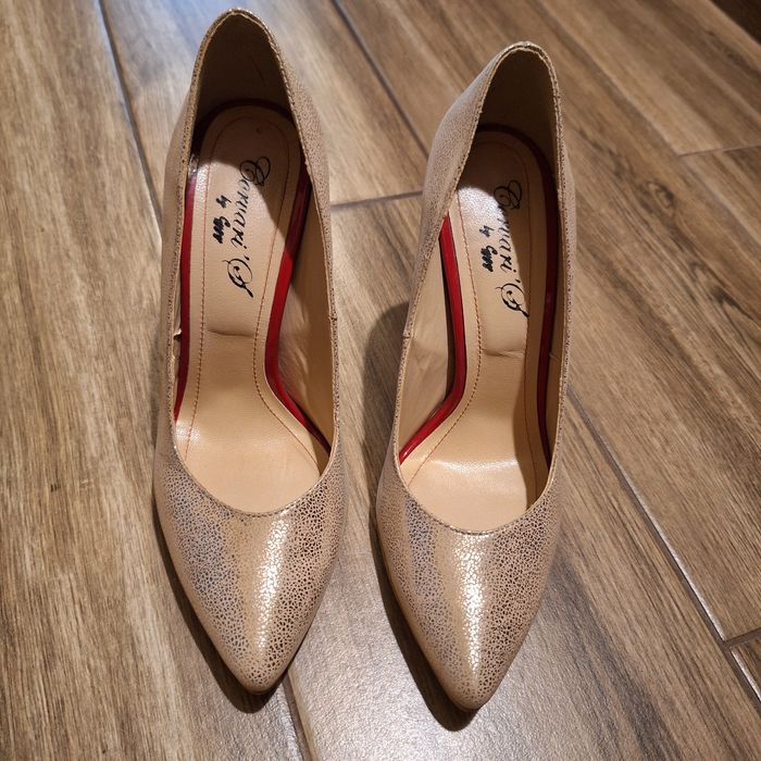 Pantofi dama eleganti