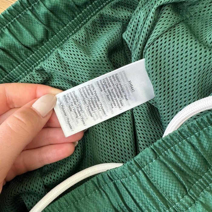 Спортен панталон Lacoste