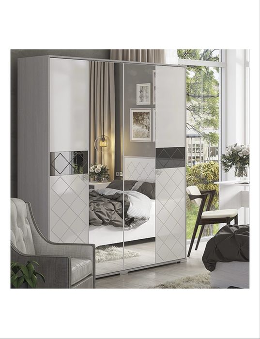 шкаф с зеркалом с