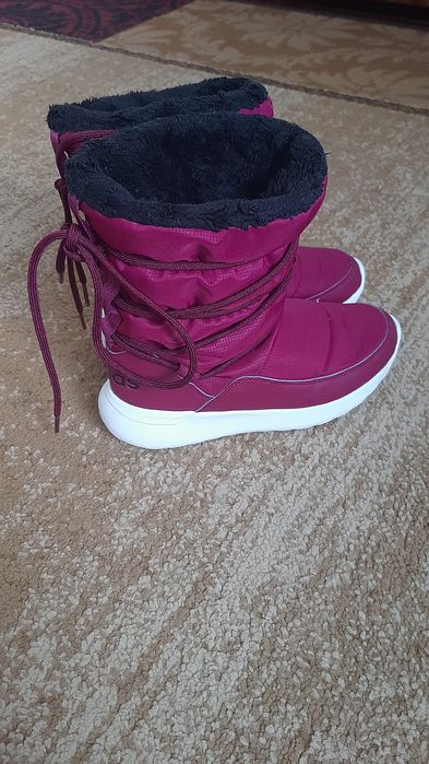 Топли зимни ботуши Адидас и Геокс