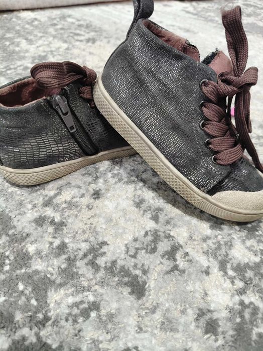 Детская обувь для девочки