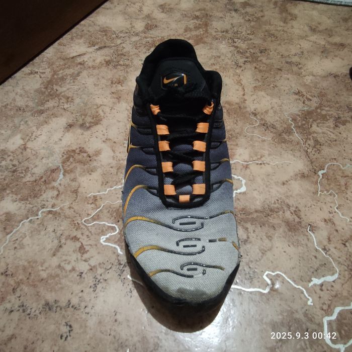 Продам Naik air max plus