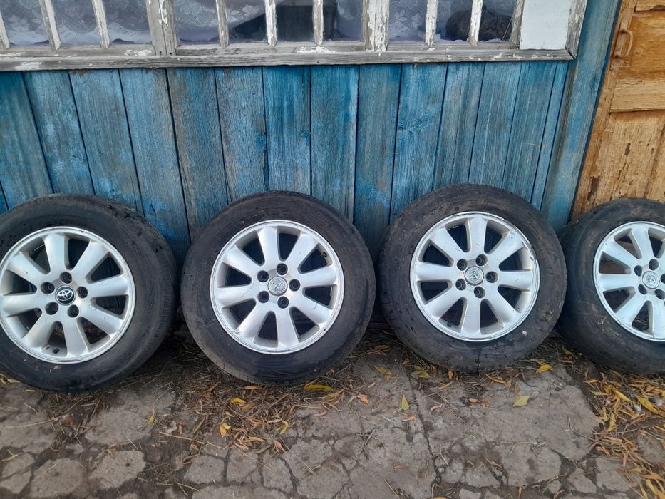 Продам  16 диски на камри